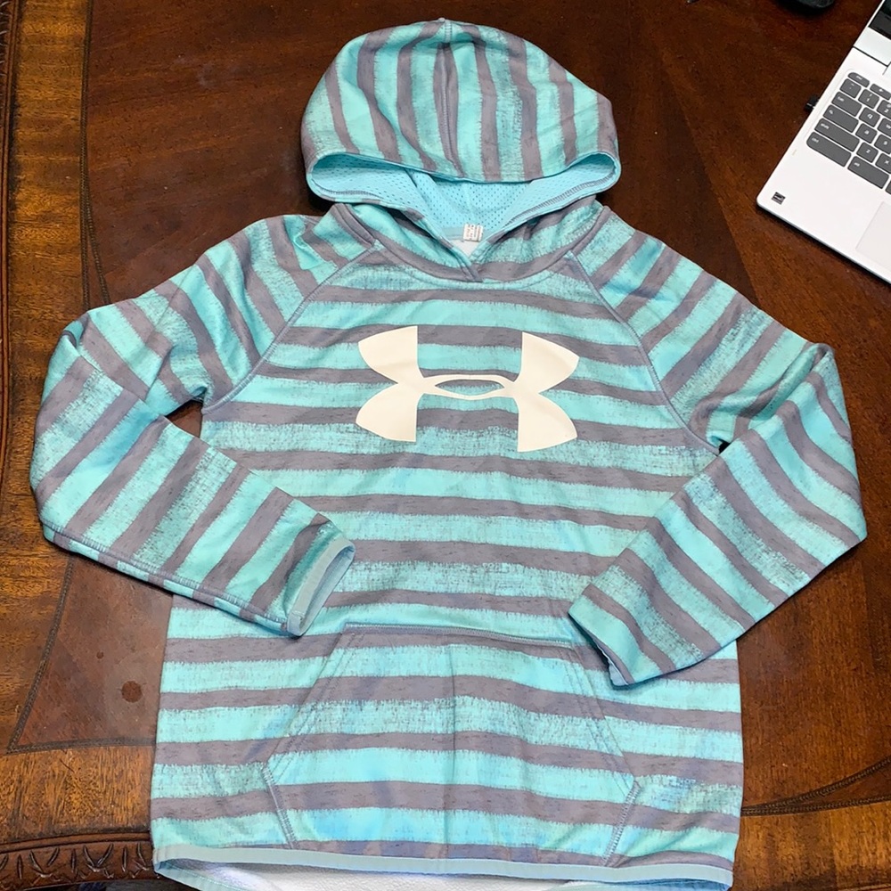 UA Girls M Loose fit hoodie.   Mint grn and grey